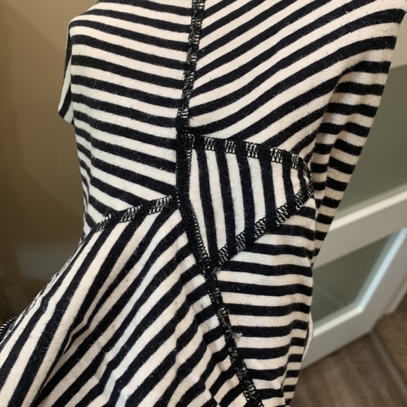 Unicorn 🦄 Lululemon wunder unders 🦄 - Picture 4 of 5